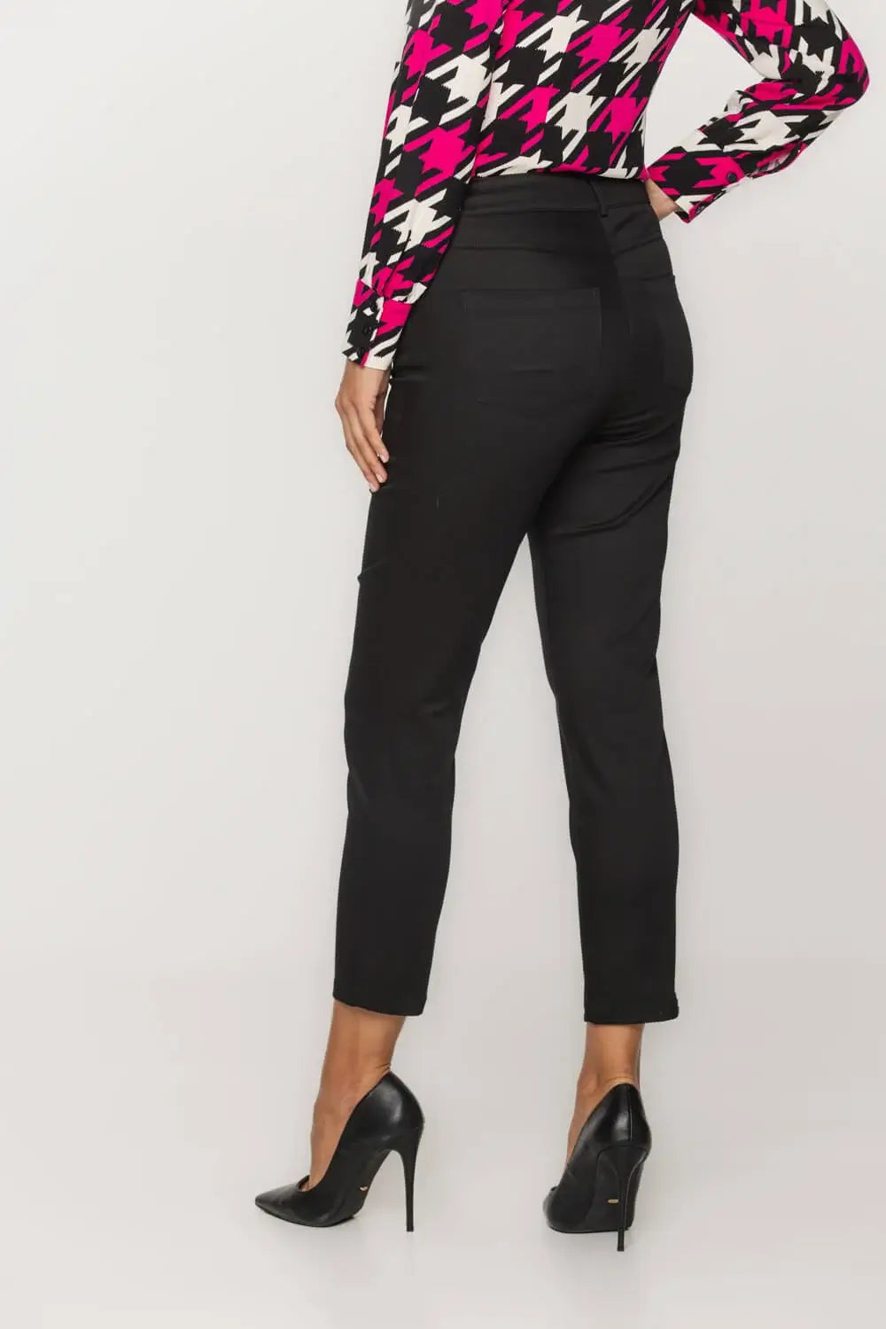 Black Ankle-Length Pant